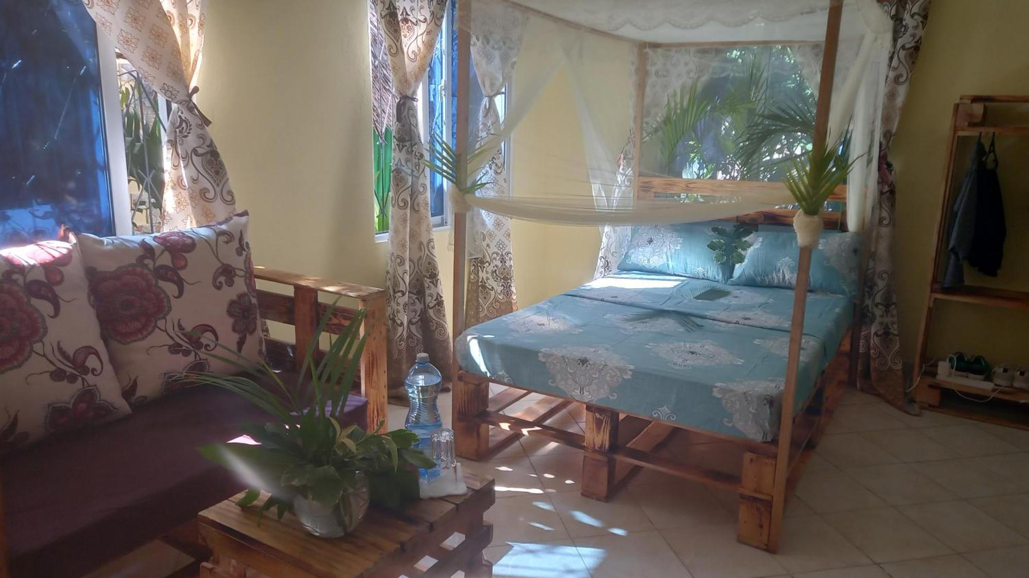 Mount Zion Guest House, Mtwapa Mtomondoni Mombasa Esterno foto