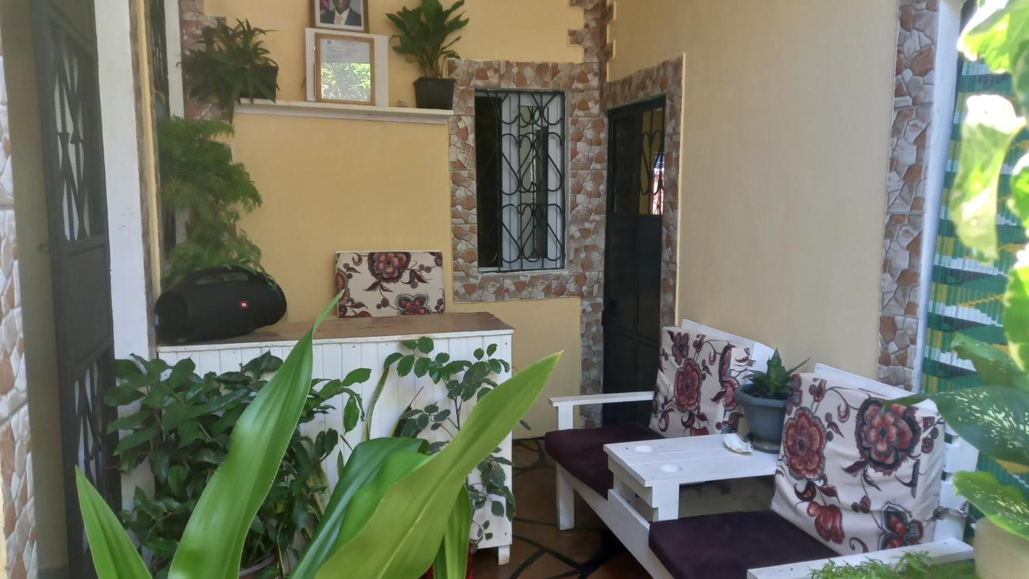 Mount Zion Guest House, Mtwapa Mtomondoni Mombasa Esterno foto