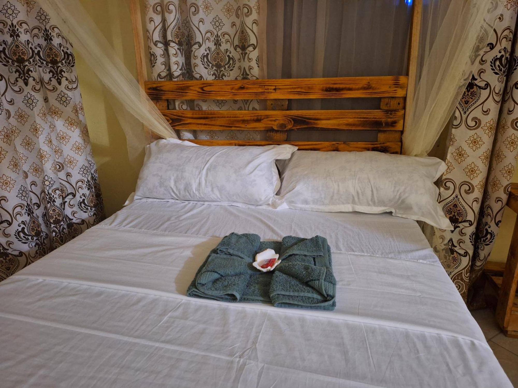 Mount Zion Guest House, Mtwapa Mtomondoni Mombasa Esterno foto